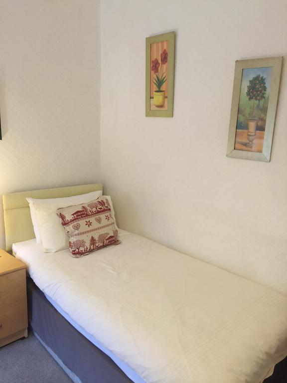 Dragon Bed And Breakfast Бетс-и-Койд Номер фото